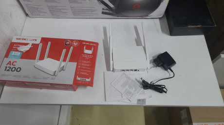 TP-LINK MERCUSYS AC10 1200MBPS DUAL BAND R(OUTLET)