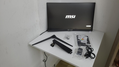27 MSI G27C4X VA FHD 1MS 250HZ HDMI DP(OUTLET)