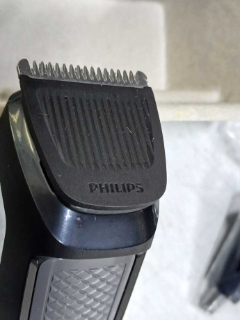 PHILIPS 3000 SERISI MG3710/15 ERKEK BAKIM (OUTLET)