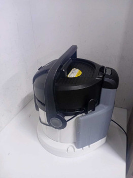 KARCHER SE 4 HALI YIKAMA MAKINESI(OUTLET)