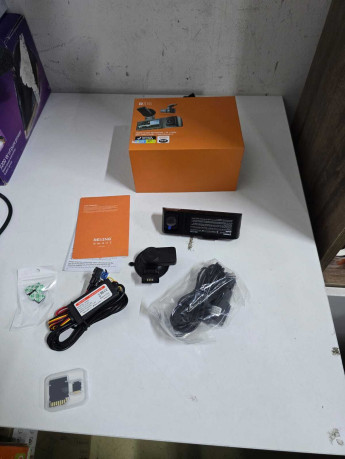 REXING R316 4K GPS WI-FI ARAC KAMERASI + 6(OUTLET)