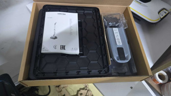 KARCHER FC 7 CORDLESS KABLOSUZ ZEMIN TEMIZ(OUTLET)