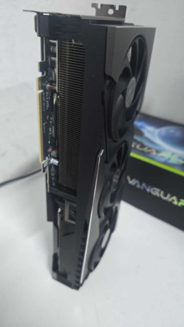 MSI GEFORCE RTX 5070 TI 16G VANGUARD SOC V(OUTLET)