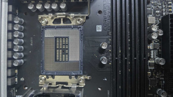 MSI MPG Z790 EDGE WIFI DDR4 5333MHZ 1700P (OUTLET)