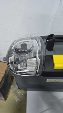 KARCHER PUZZI 10/1 HALI YIKAMA MAKINESI(OUTLET)