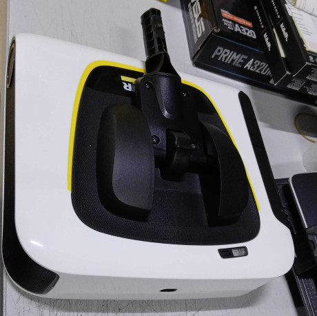 KARCHER KB 5 SARJLI  AKILLI SUPURGE -12580(OUTLET)