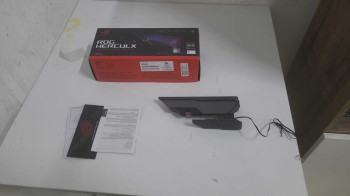 Asus ROG Herculx Ekran Kartı Tutucu(OUTLET)