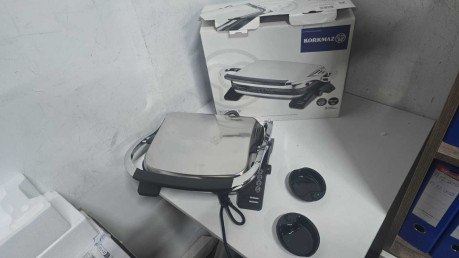 KORKMAZ A328-05  TOSTKOLIK INOX TOST 1800W(OUTLET)