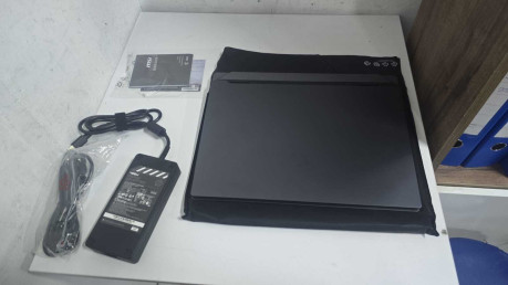 MSI NB VECTOR 18 HX AI A2XWIG-666XTR NOTEB(OUTLET)