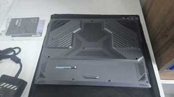 MSI NB VECTOR 18 HX AI A2XWIG-666XTR NOTEB(OUTLET)