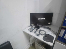 GIGABYTE M27Q2 QD 27
