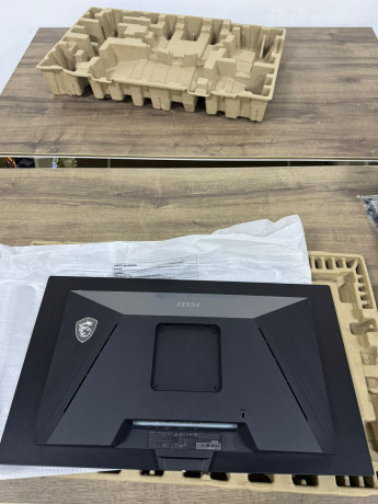 MSI MAG 273QP QD-OLED X24 26.5