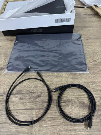 ASUS ZENSCREEN MB16AHG15.6” 3ms 144Hz IPS (OUTLET)