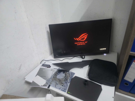 ASUS ROG STRIX XG27AQNGV 27