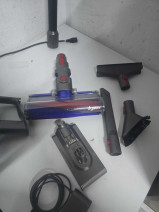 DYSON V11 TOTAL CLEAN DIKEY SARJLI SUPURGE(OUTLET)