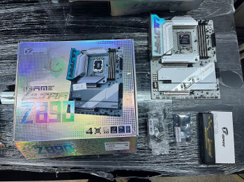 COLORFUL iGame Z890 ULTRA V20 DDR5 8800Mhz(OUTLET)